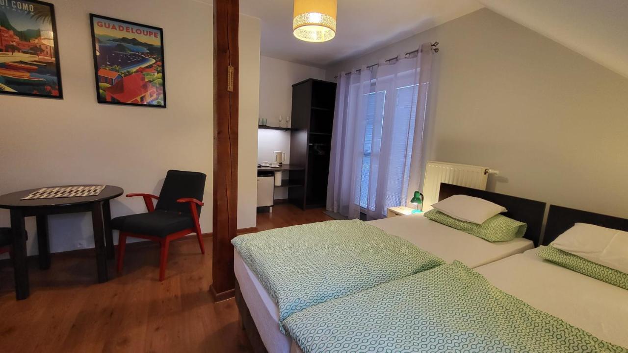 Pokoje Pod 22 Bis Homestay Lebcz