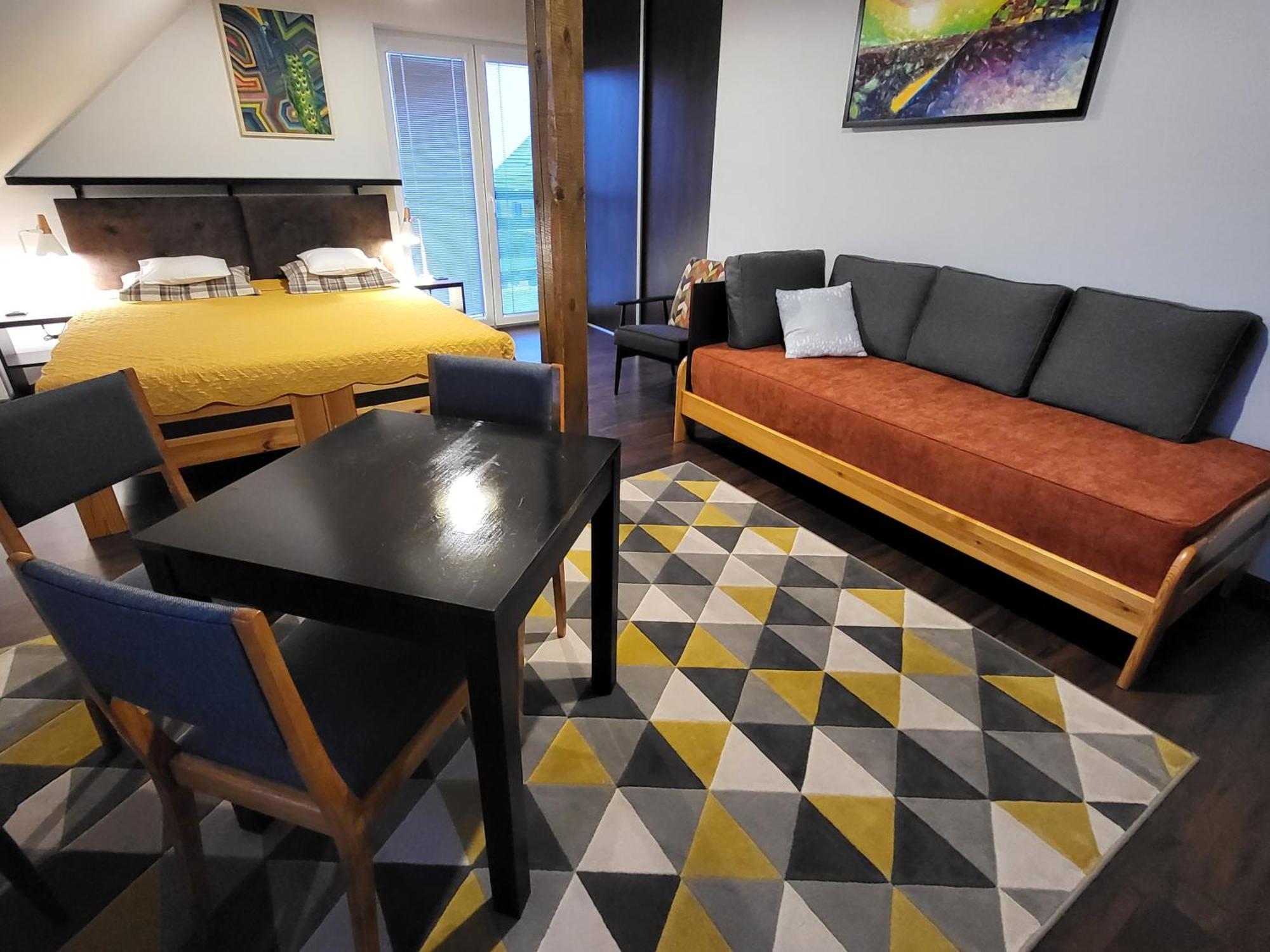 Pokoje Pod 22 Bis Homestay *